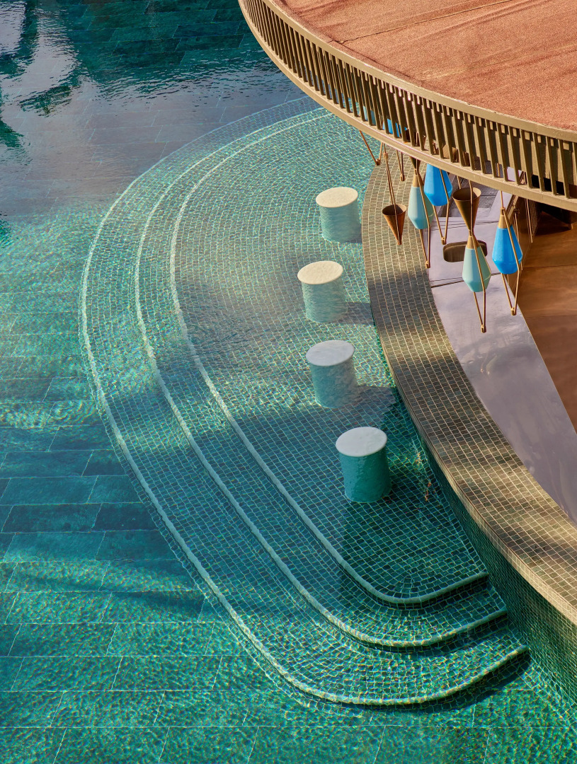 Lara Barut Collection