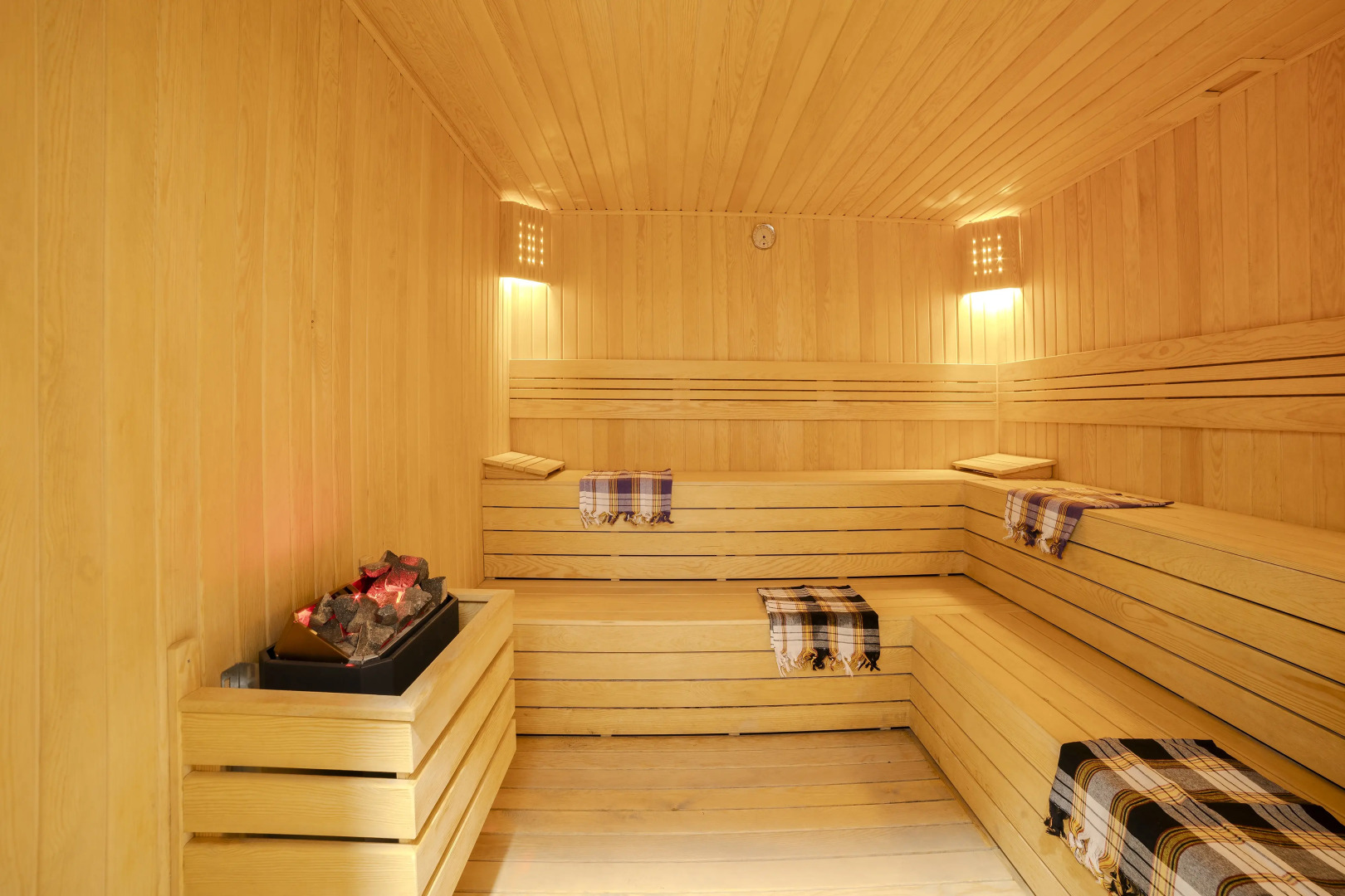 Bulton Hotel Airport