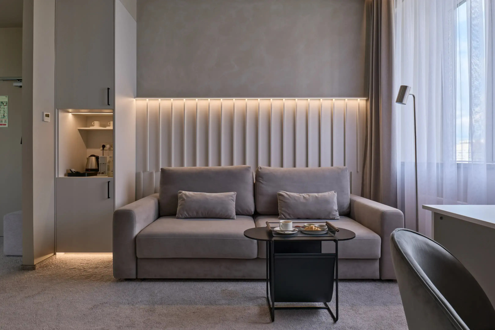 Отель SLIDE Bleisure & MICE