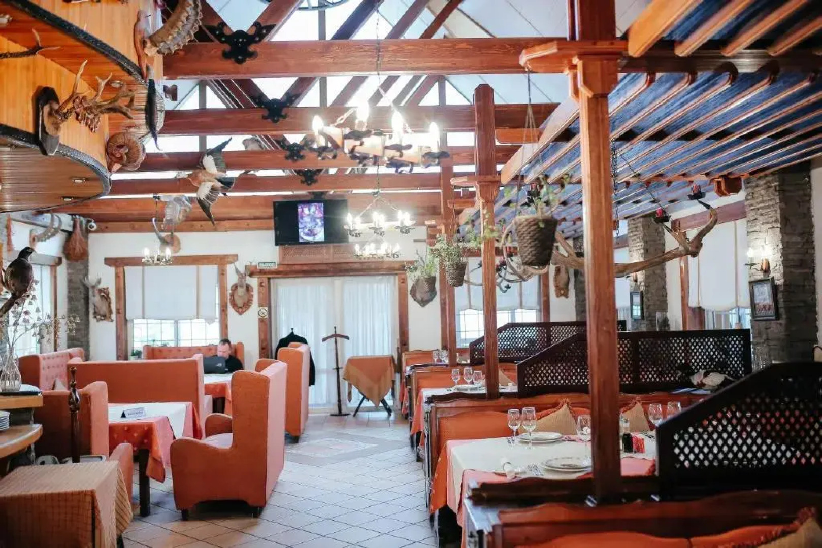 Отель Тау-House