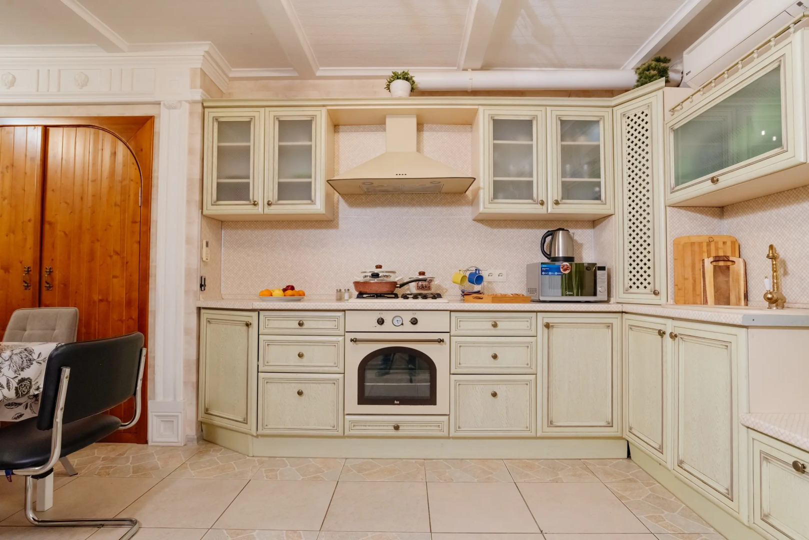 Частный дом Дом в Центре на Адмирала Крюйса до 15 чел в 100 м Аква парк и пляж