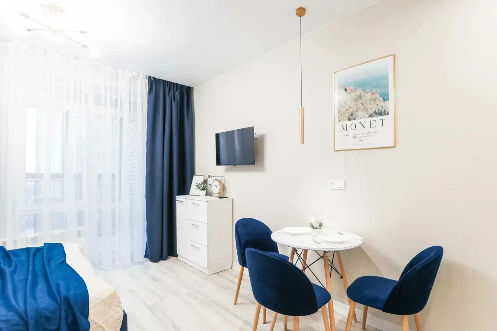 Апартаменты на берегу реки Анагара