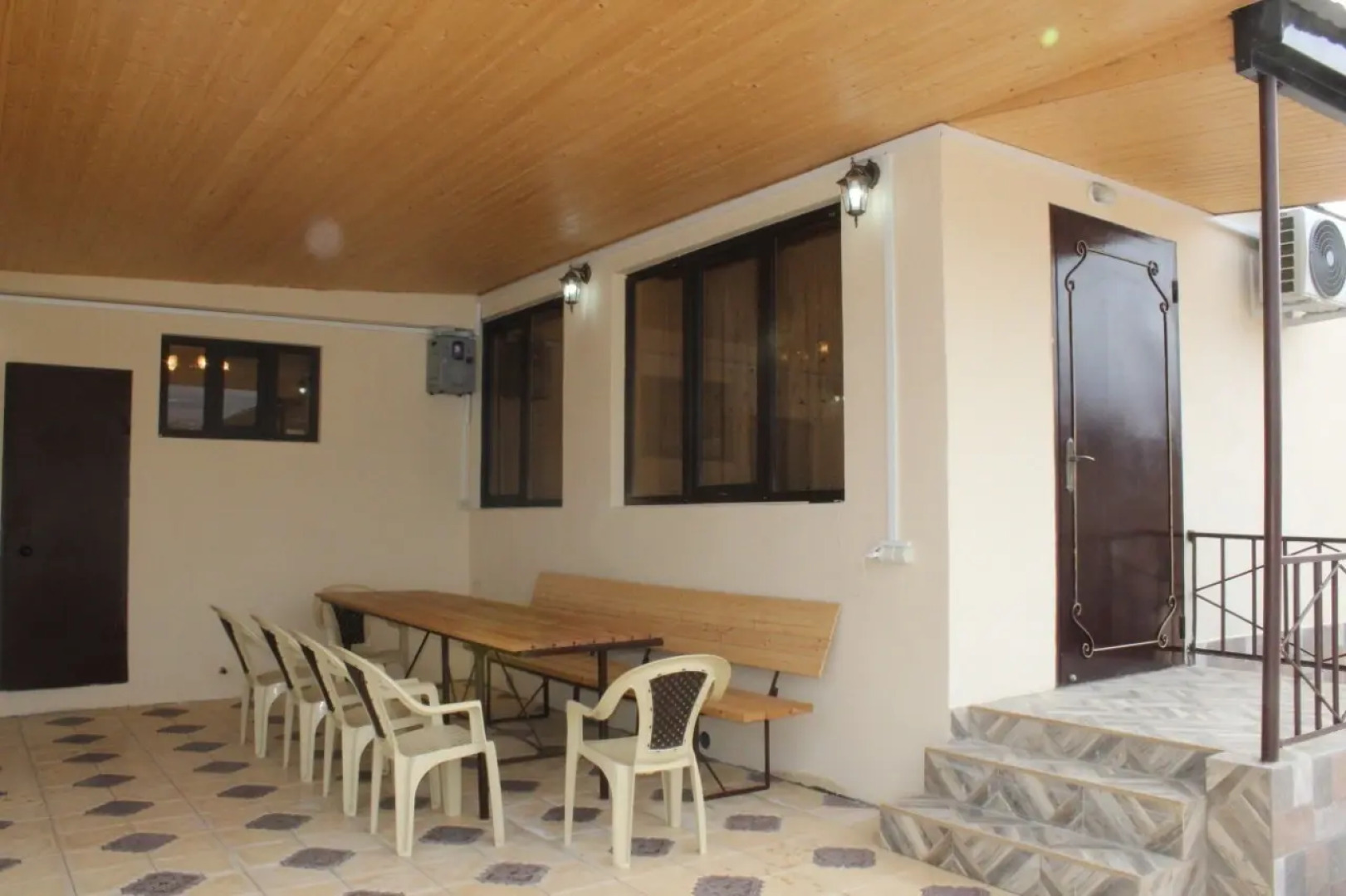 Частный дом в селе Хазар