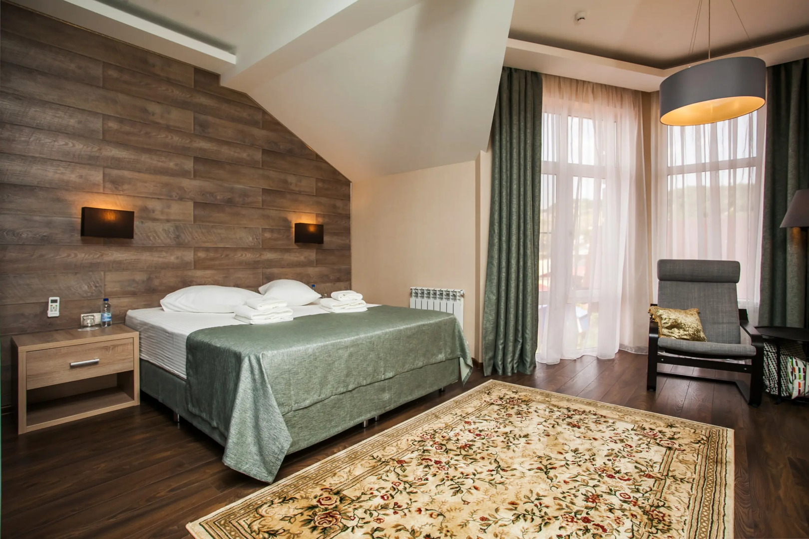 Zhemchug Village Hotel