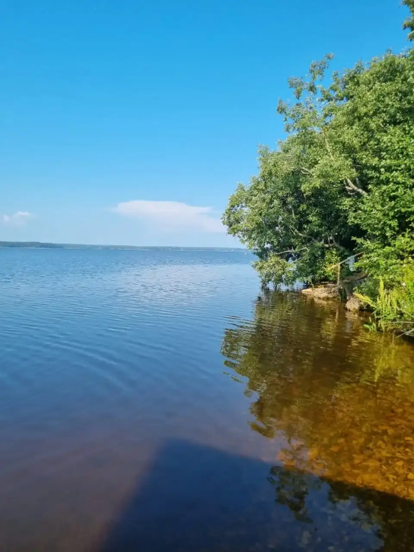 Частный дом Уютная комната у озера