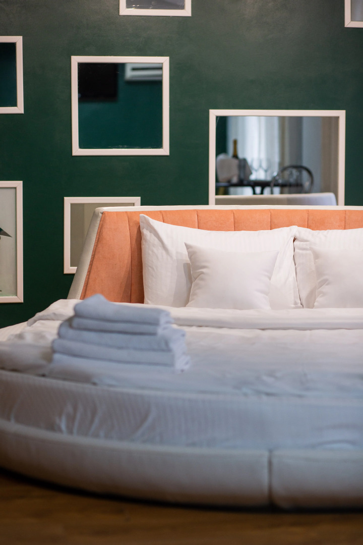 Отель Палитра