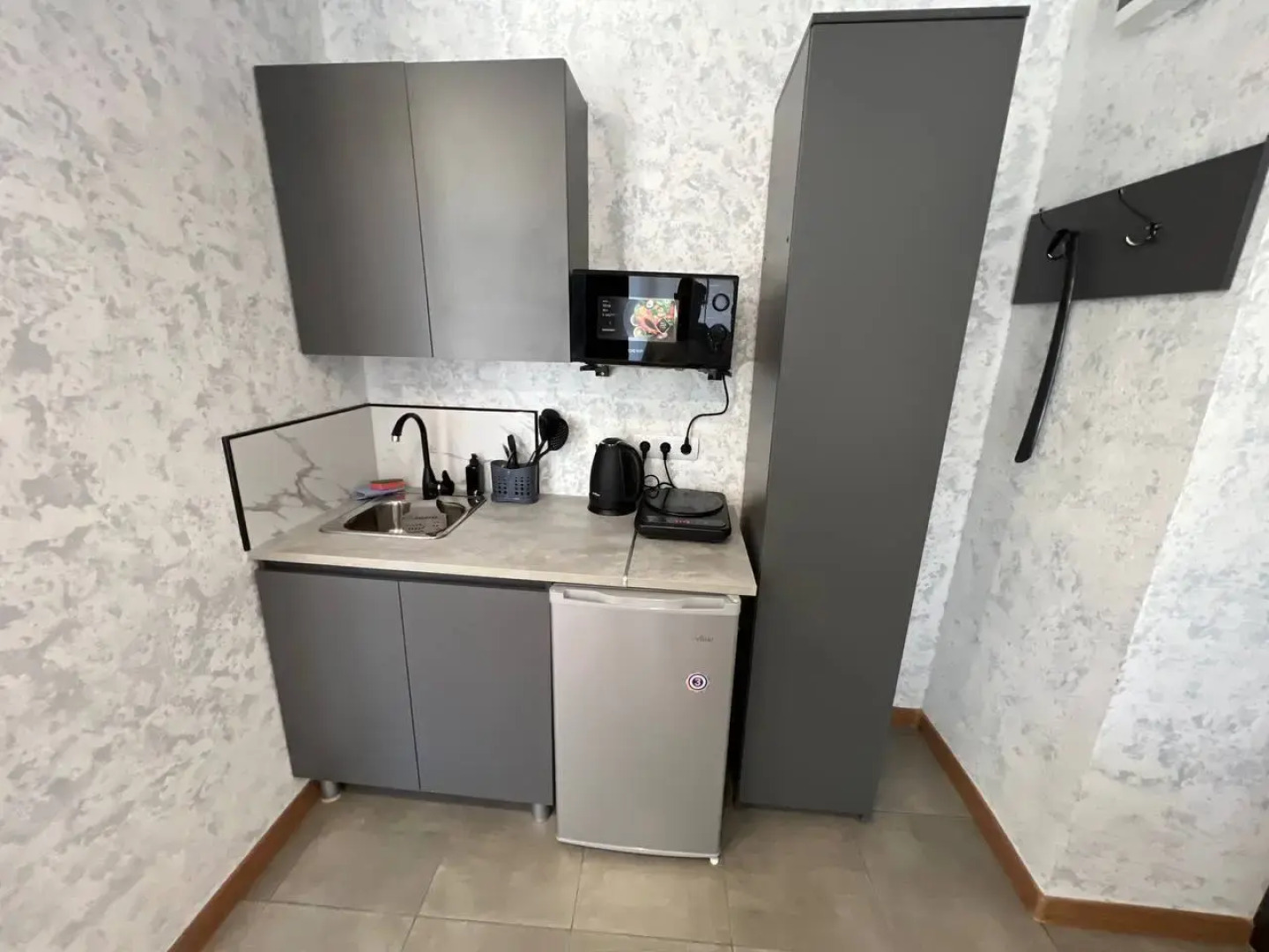 Апартаменты с Ремонтом для Пocуточной Арeнды