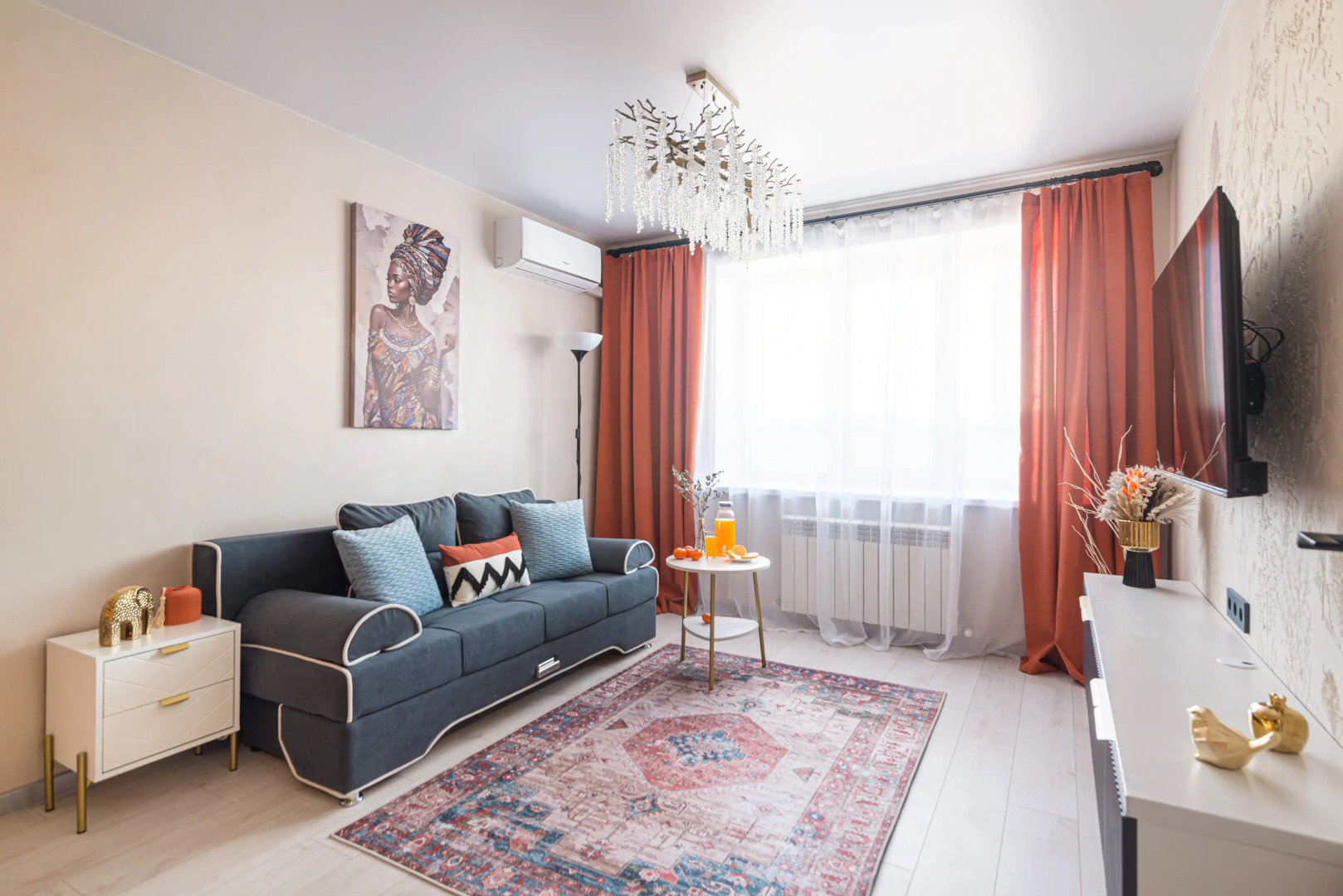 Квартира 1-к в центре на Н.Рождественского 1 от RentAp, 4 сп.места