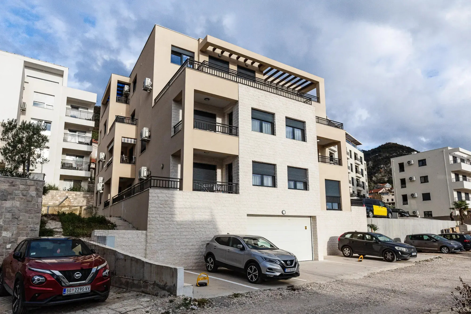 Harbor Sunset Suites Apartments