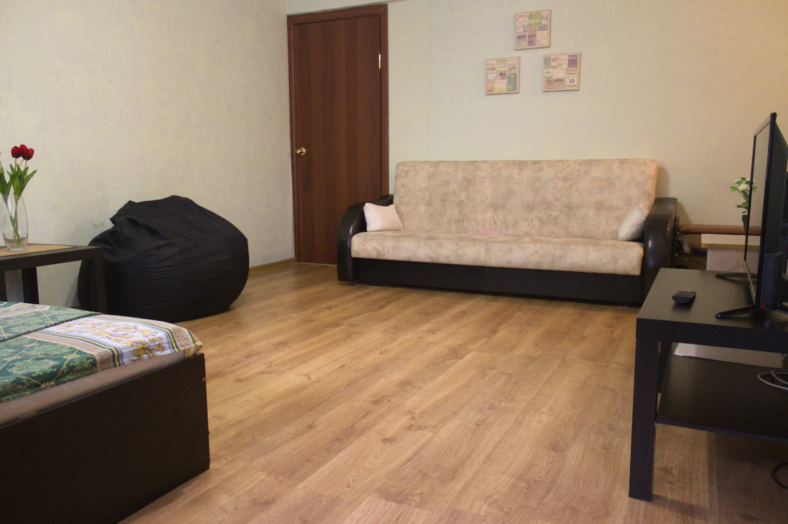 Апартаменты на Глеба Успенского