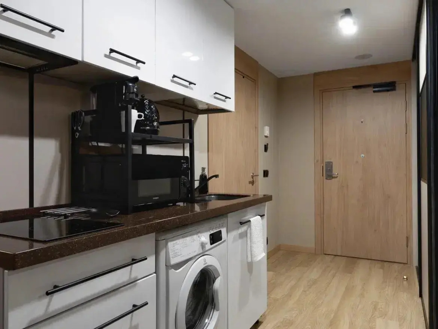 Апартаменты Granada Красивая Уютная Студия в Апарт-отеле VALO