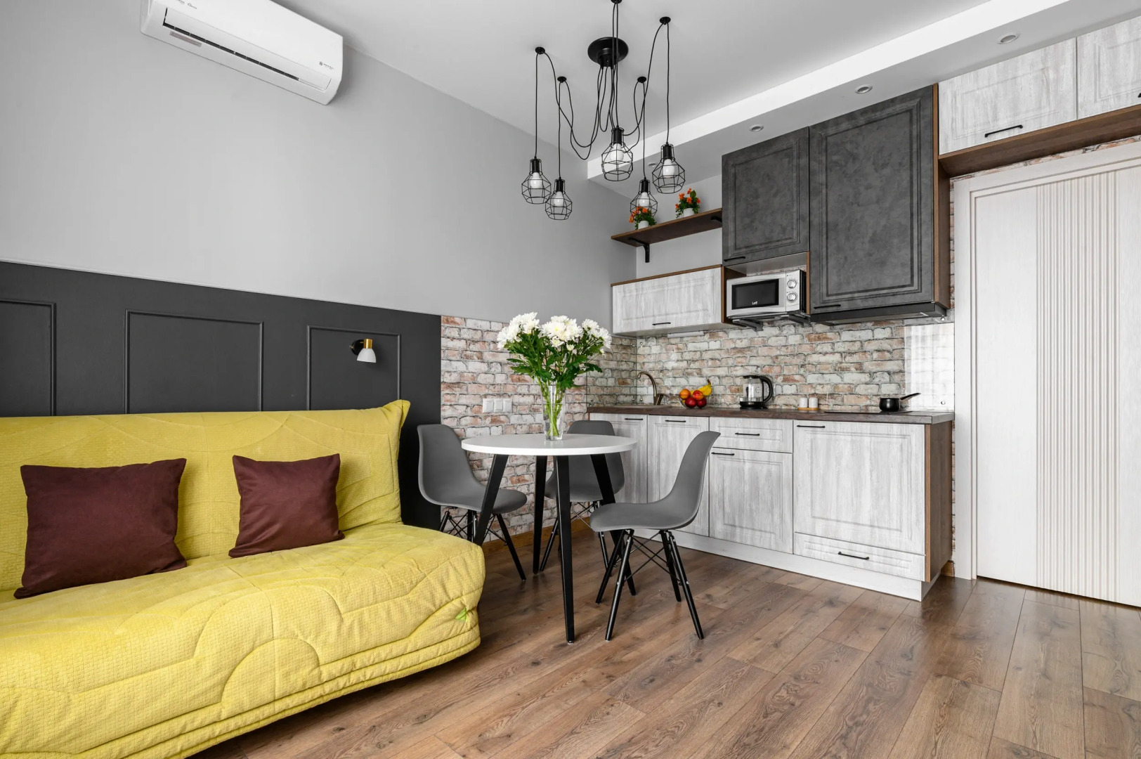 Апартаменты Уютная Студия Между Аэропортом и метро Звездная