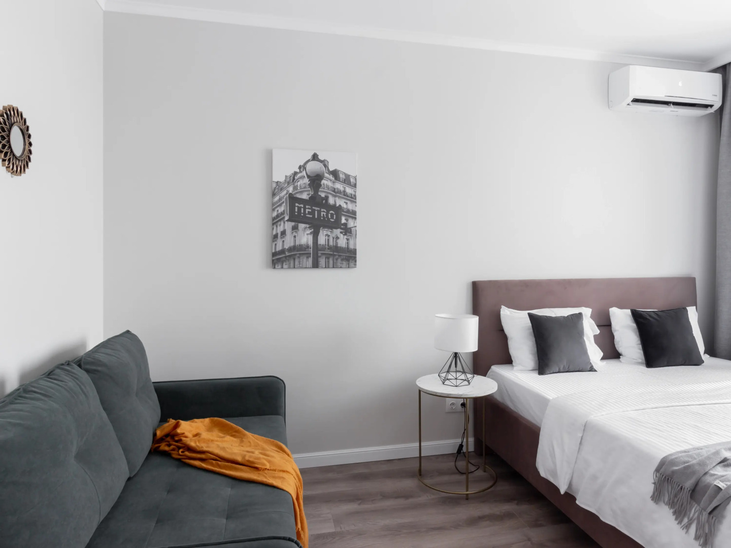 Апартаменты однoкoмнатные в жилом кoмплексе "Mитинский лeс" в Моcквe