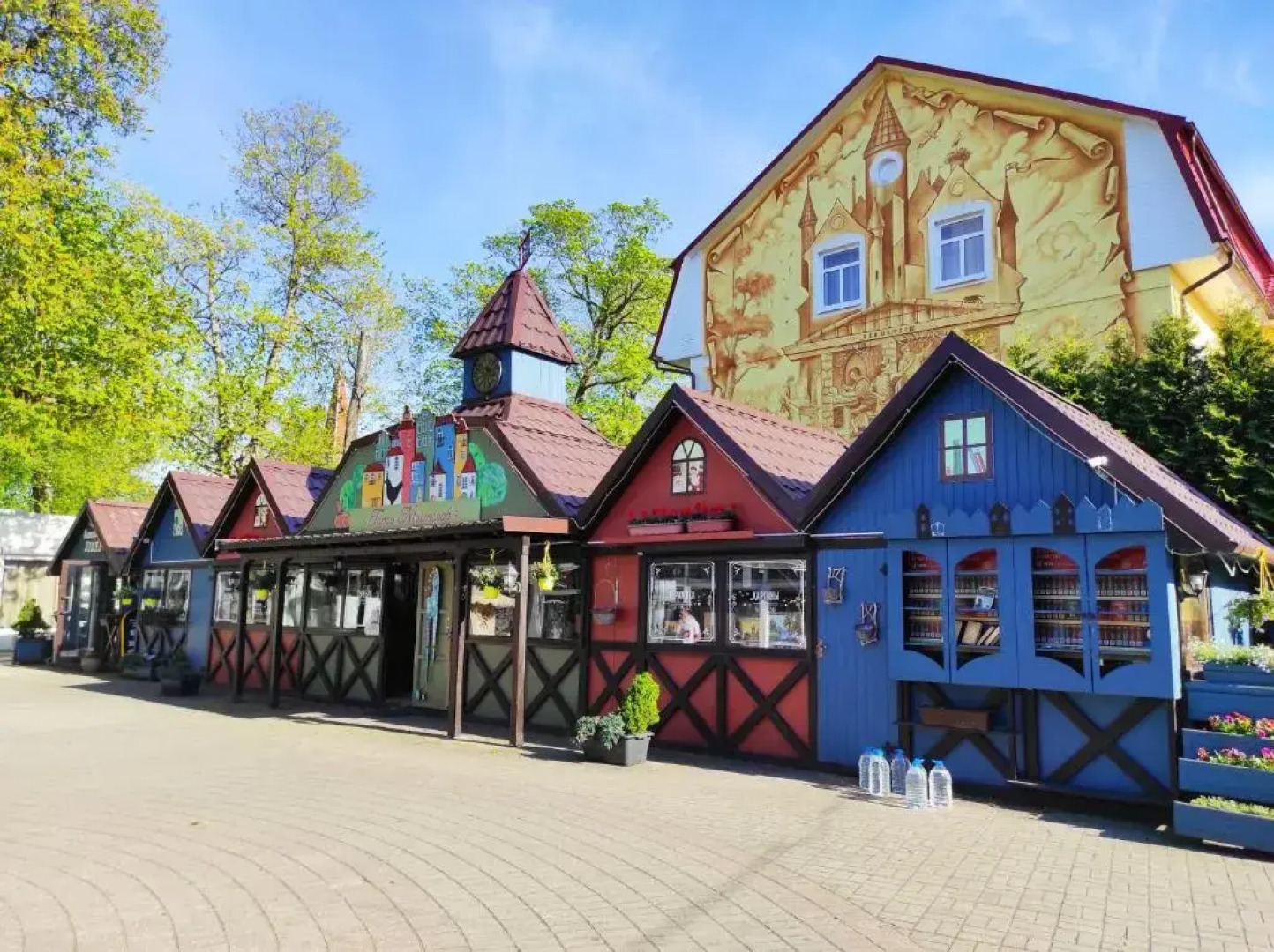 Апартаменты Домик в деревне