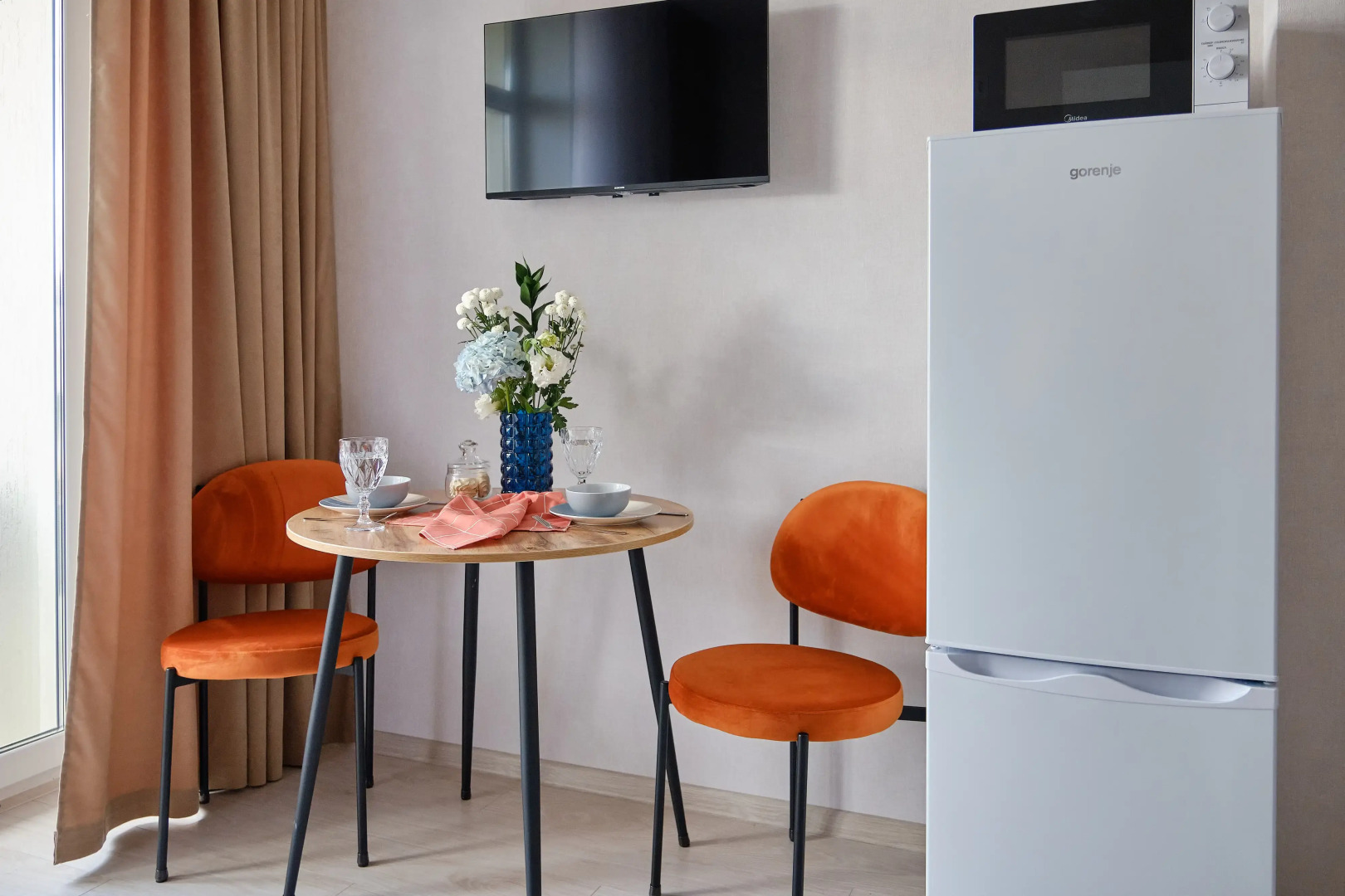 Квартира Прекрасная у ТЦ Академический