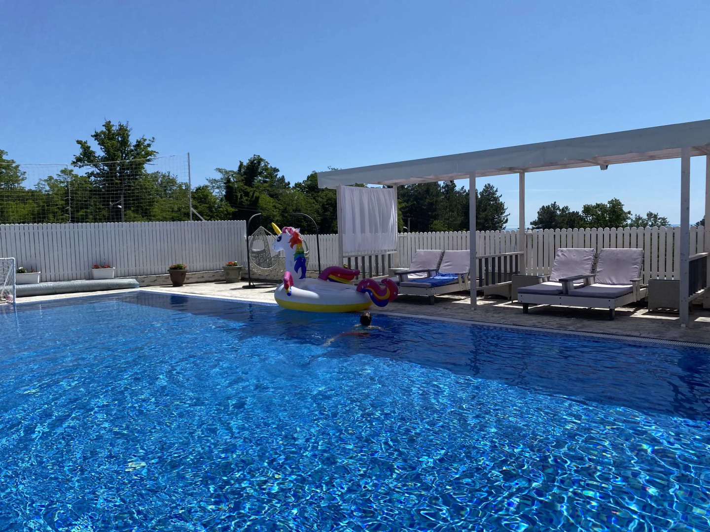 Отель Cromwell White