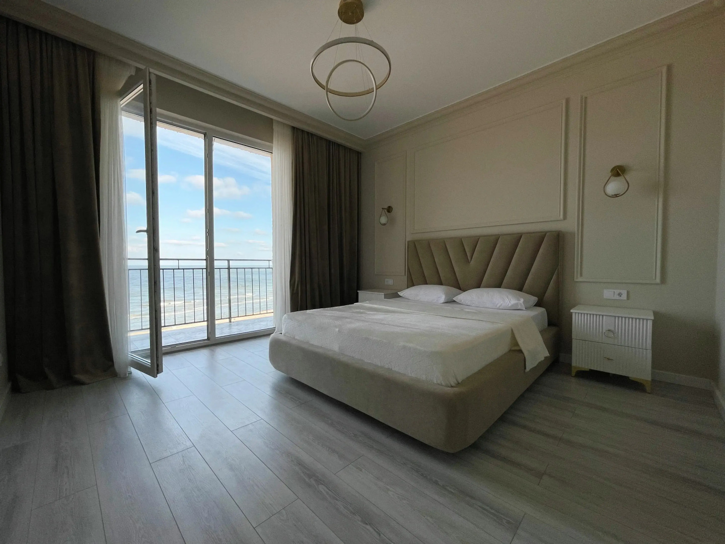 Жилые помещения Aprt24