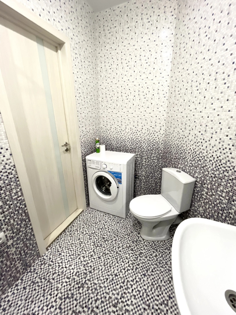 Апартаменты Светлые на Фомушина с Видом на Парк