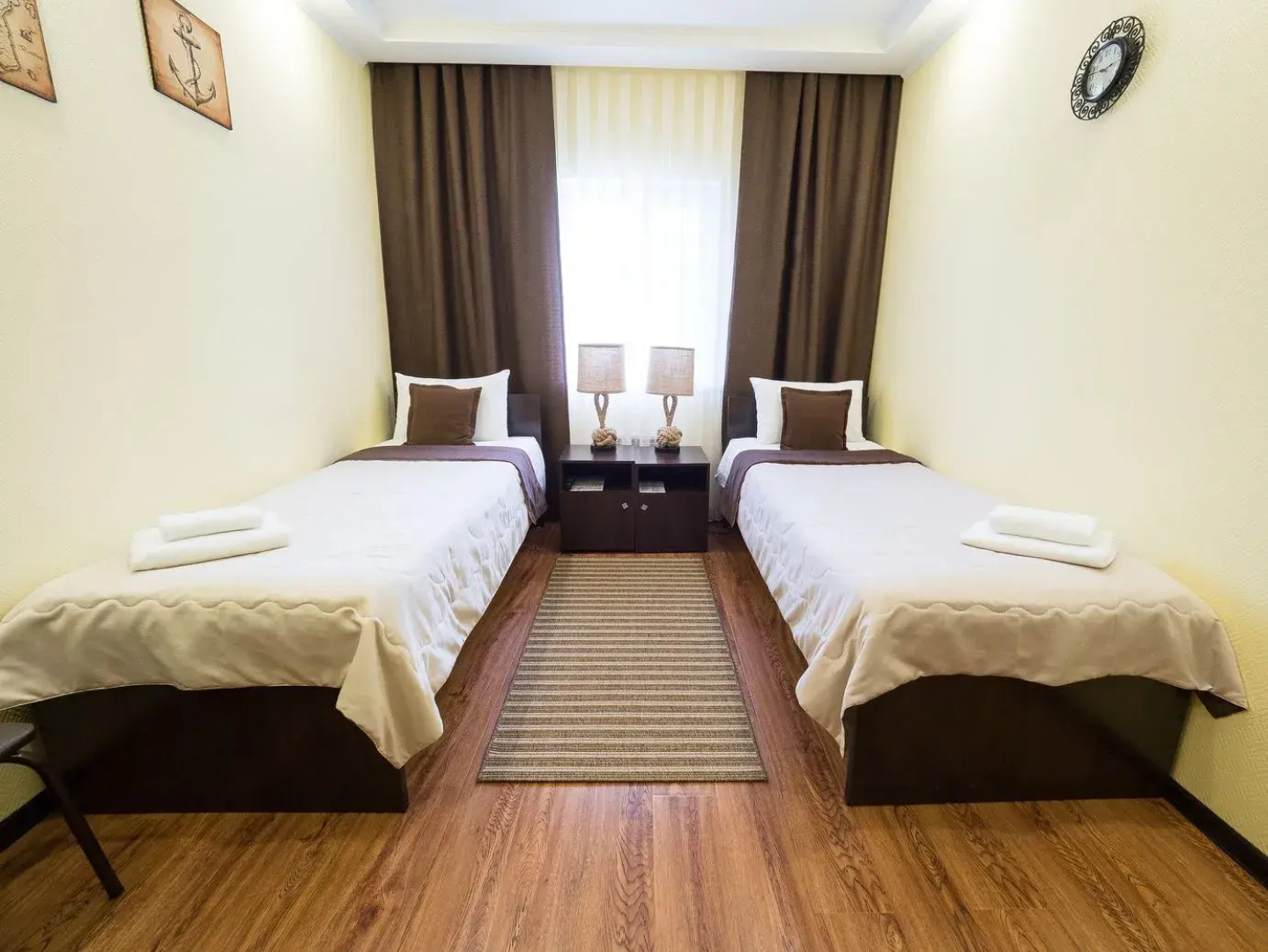 Отель Адмирал