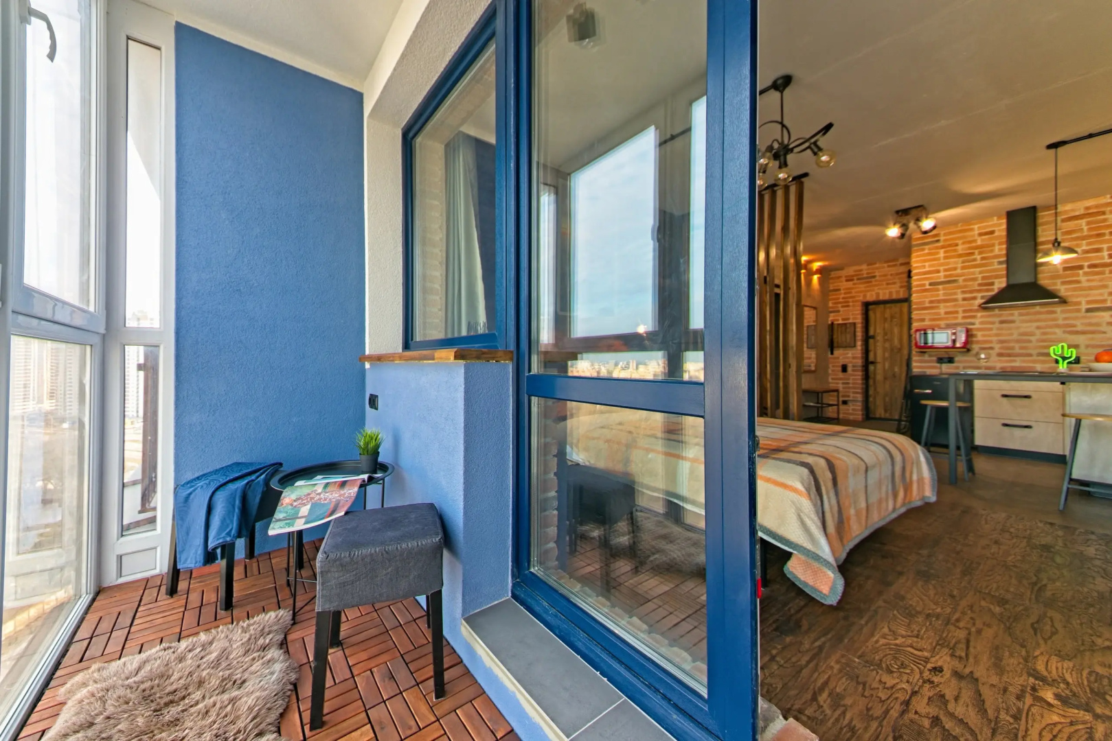 Апртаменты AtHome Apartments Bratskaya