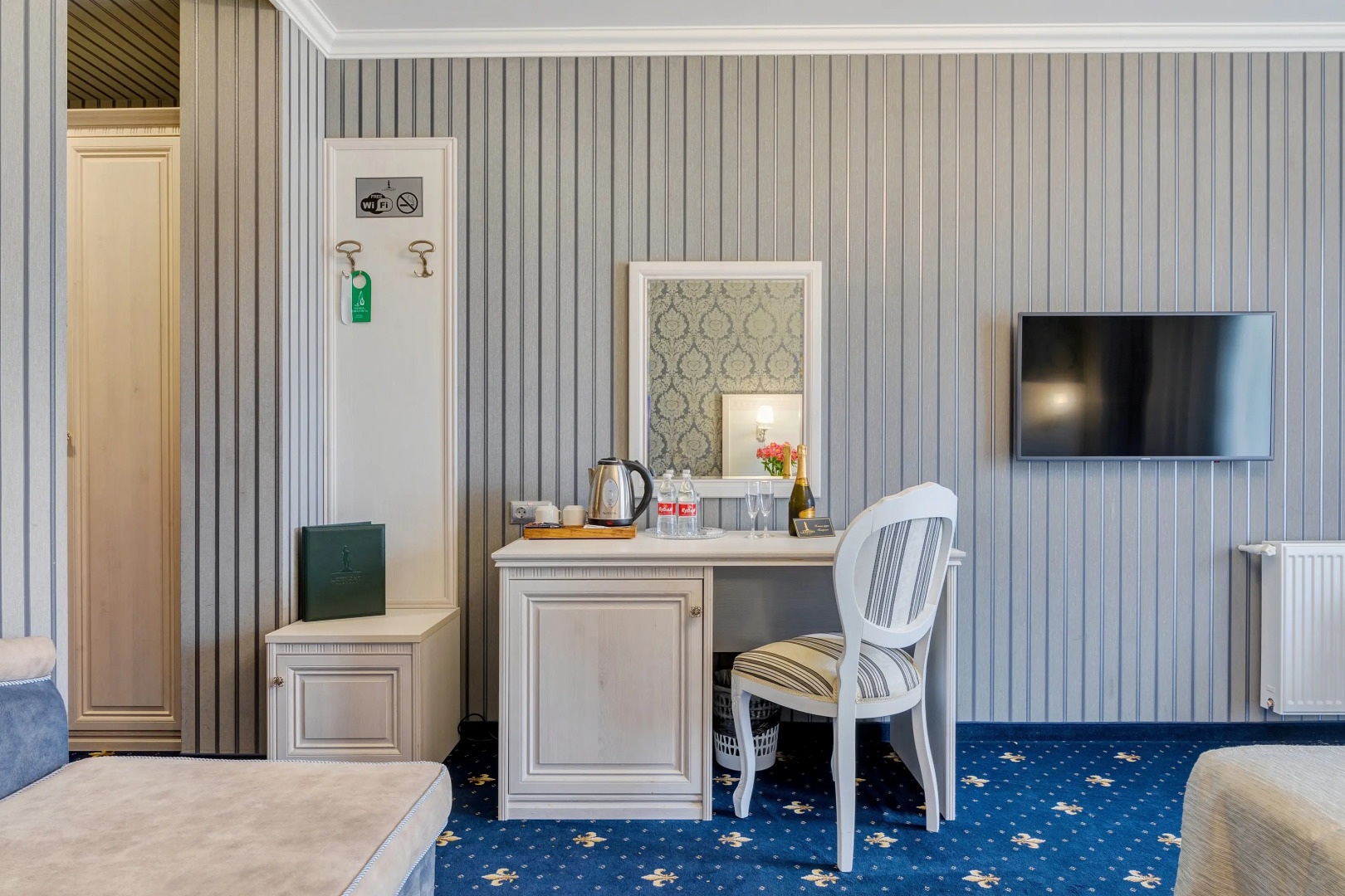 Отель Лермонт