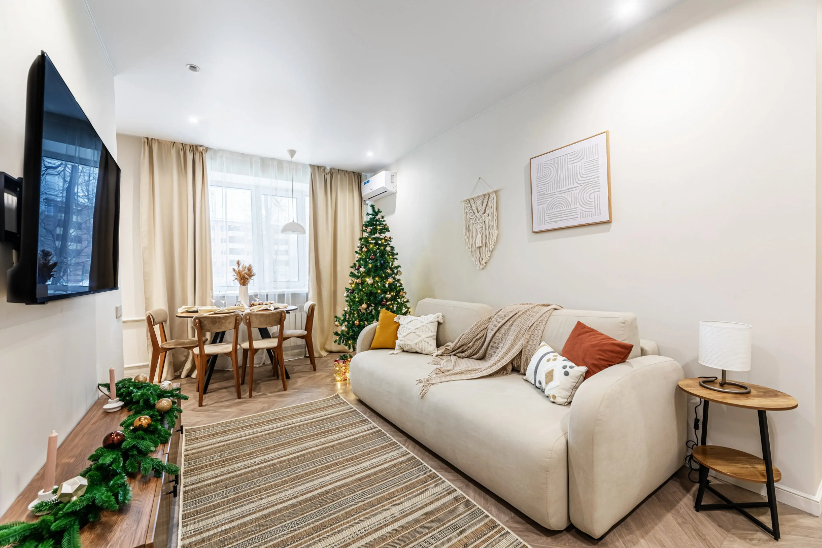 Апартаменты рядом с театром Г. Камала