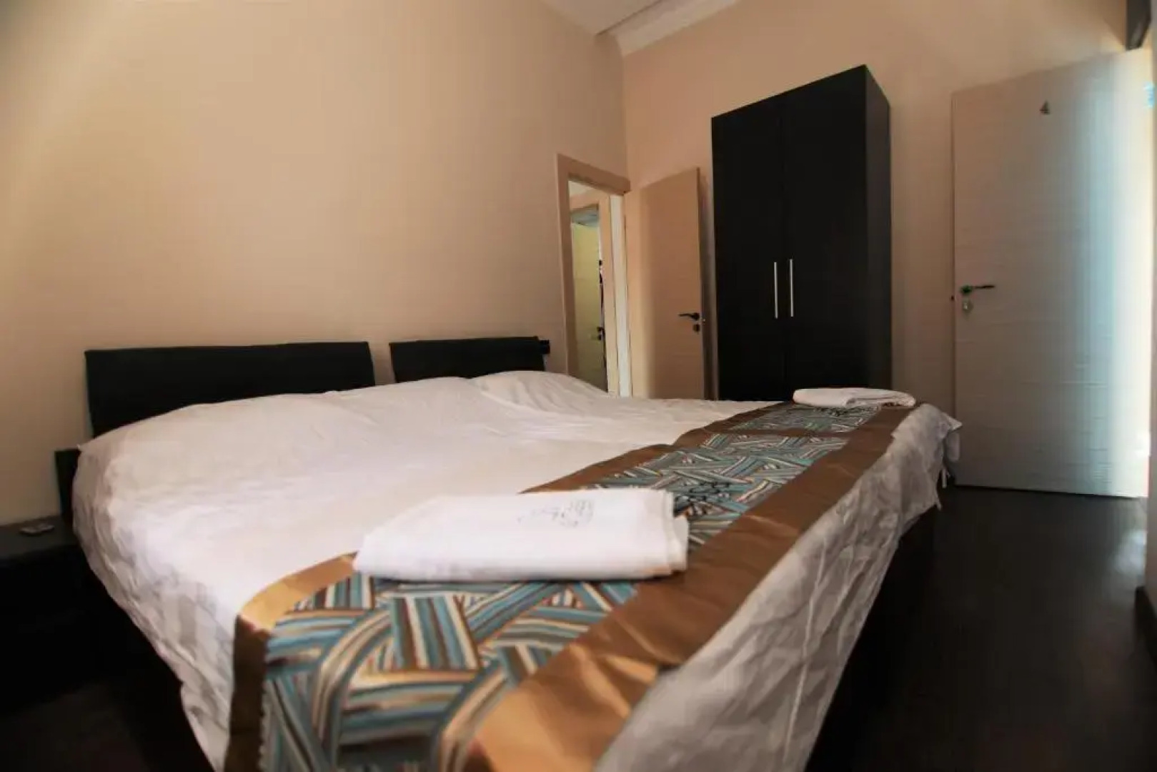 Отель La Casa Yerevan