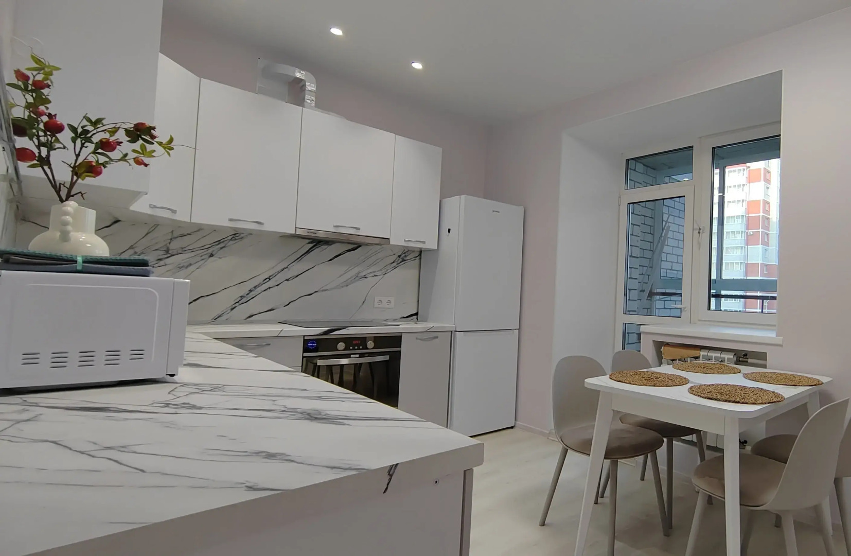 Квартира шикарная с двумя комнатами в центре города