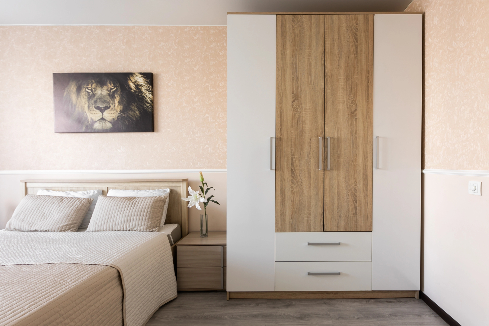 Апартаменты с 3мя комнатами NevaBed в небоскребе