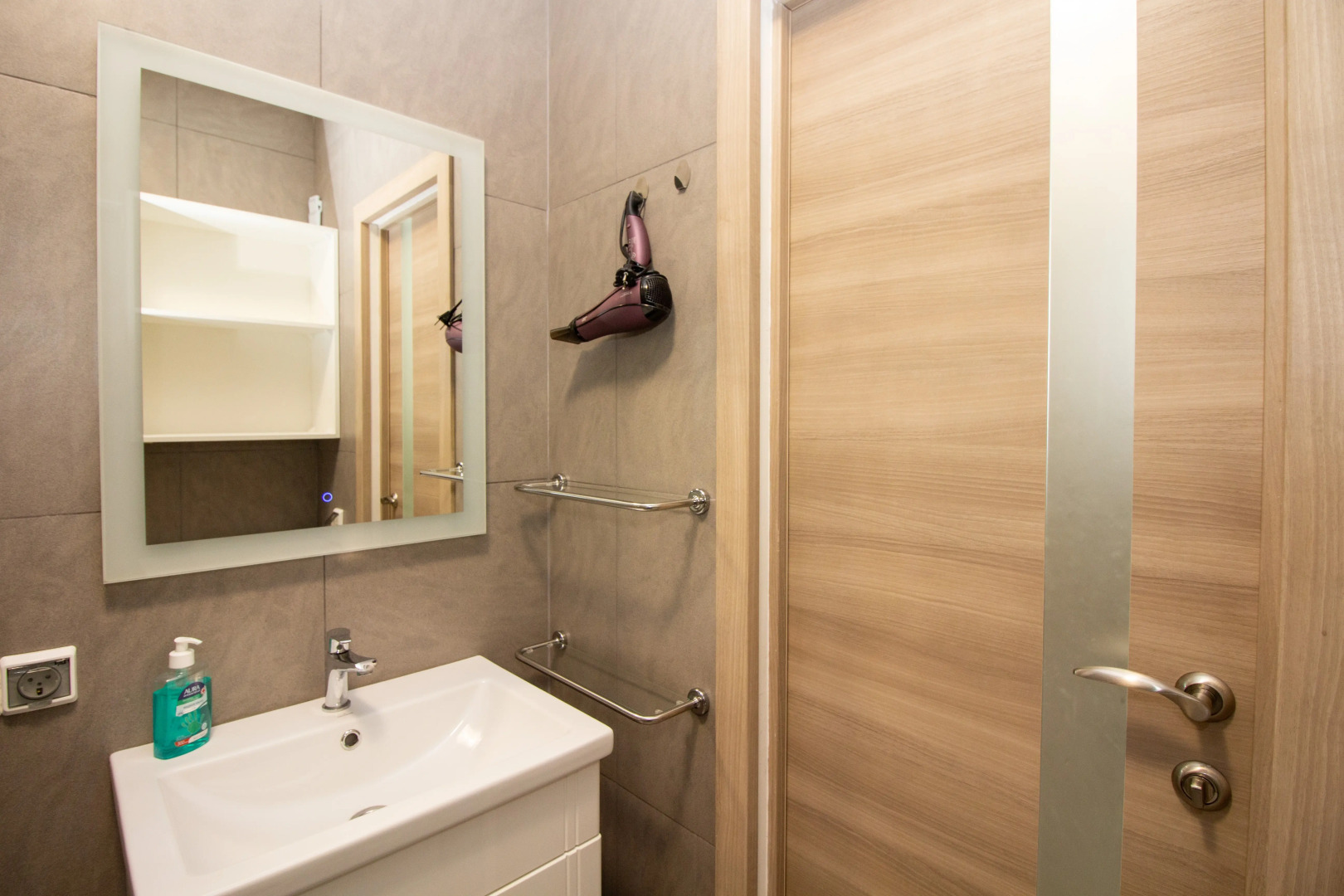 Апартаменты Современная студия на Молодежной