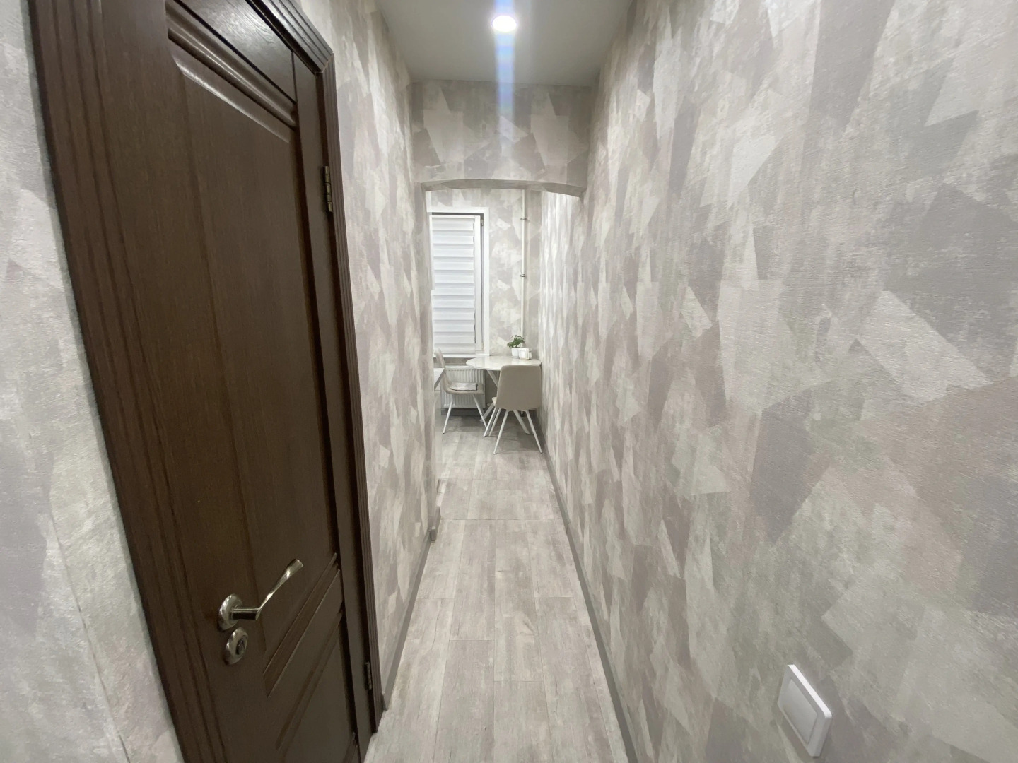 Квартира Двухкомнатная у метро напротив Северного вокзала