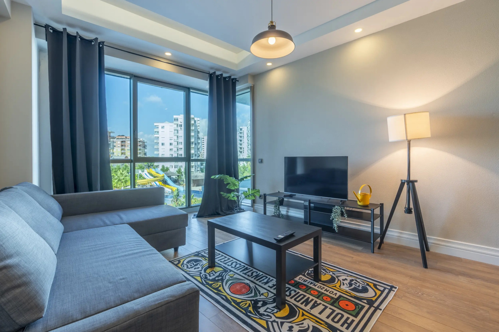 Апартаменты Maxi Sirius Town