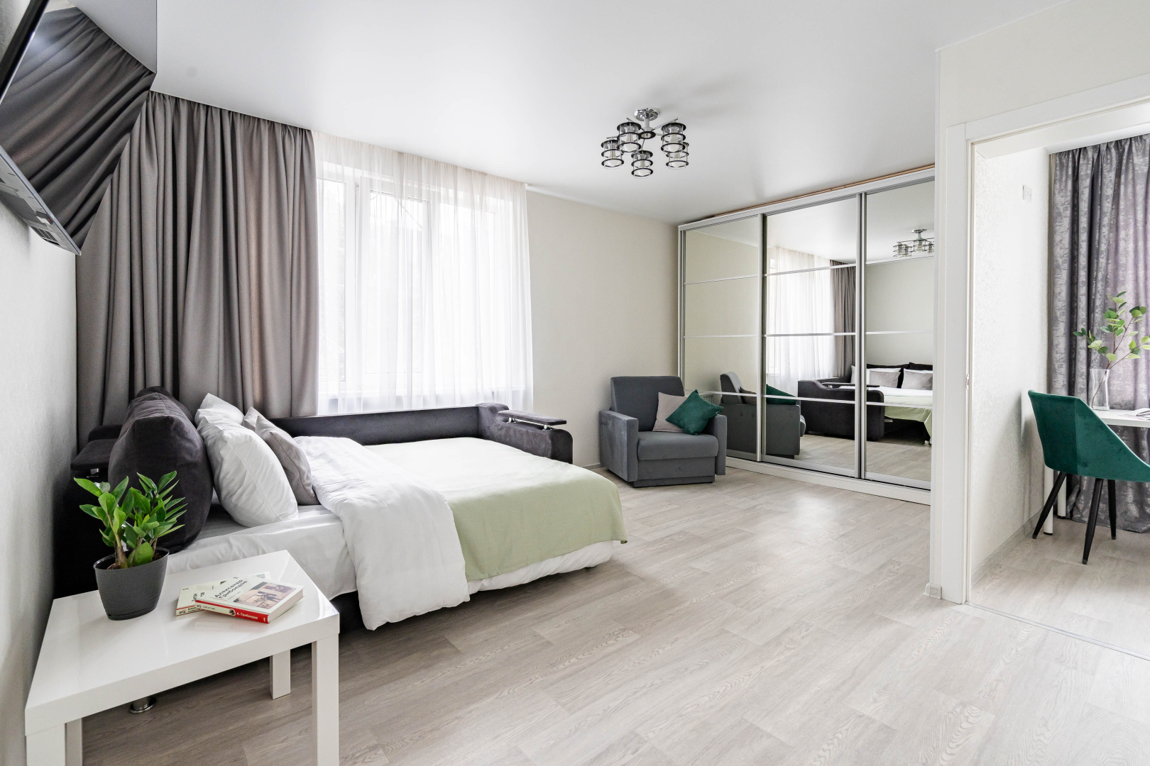Квартира Light у Ленинского проспекта Satin Home