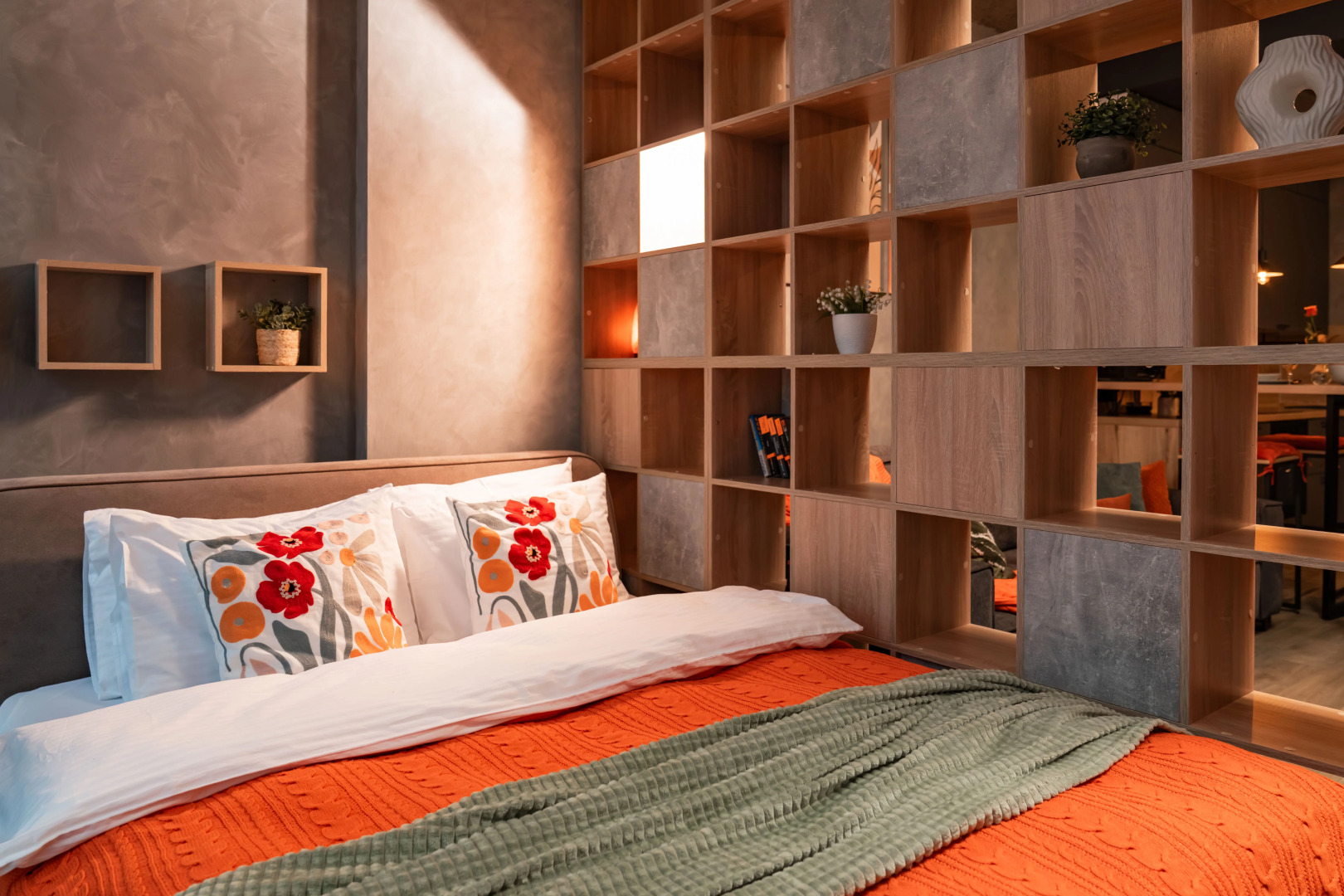 Апартаменты Sky Inn Color Orange