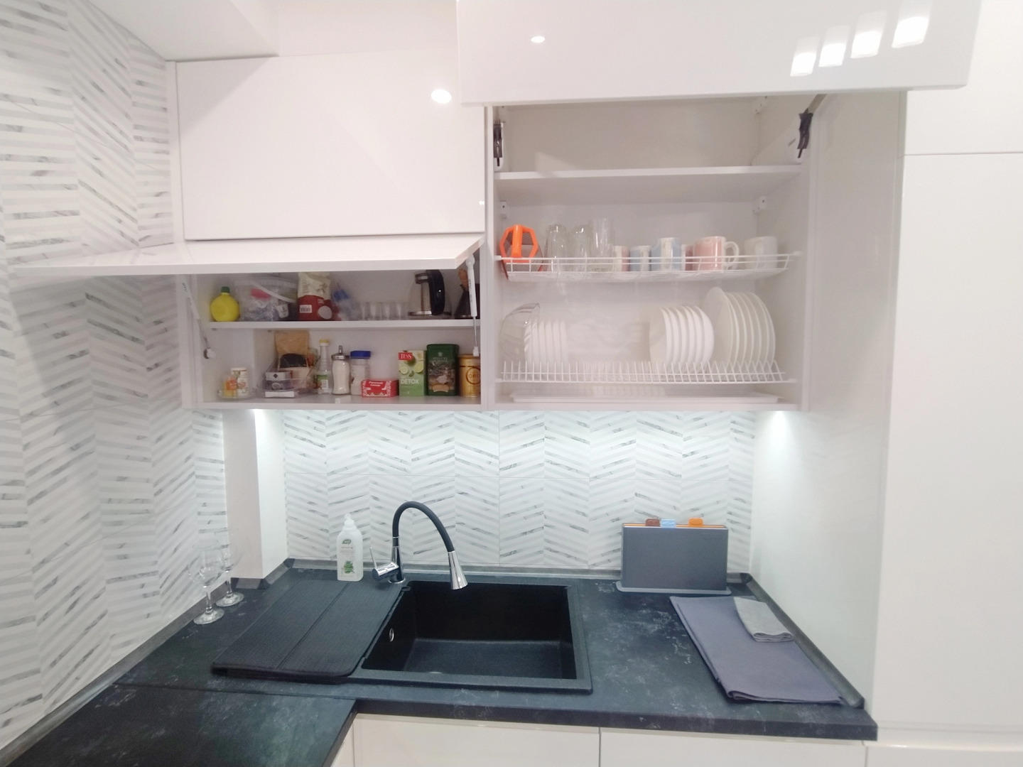 Апартаменты Люкс 2-х комнатные в Центре Новый Дом, 75 м2