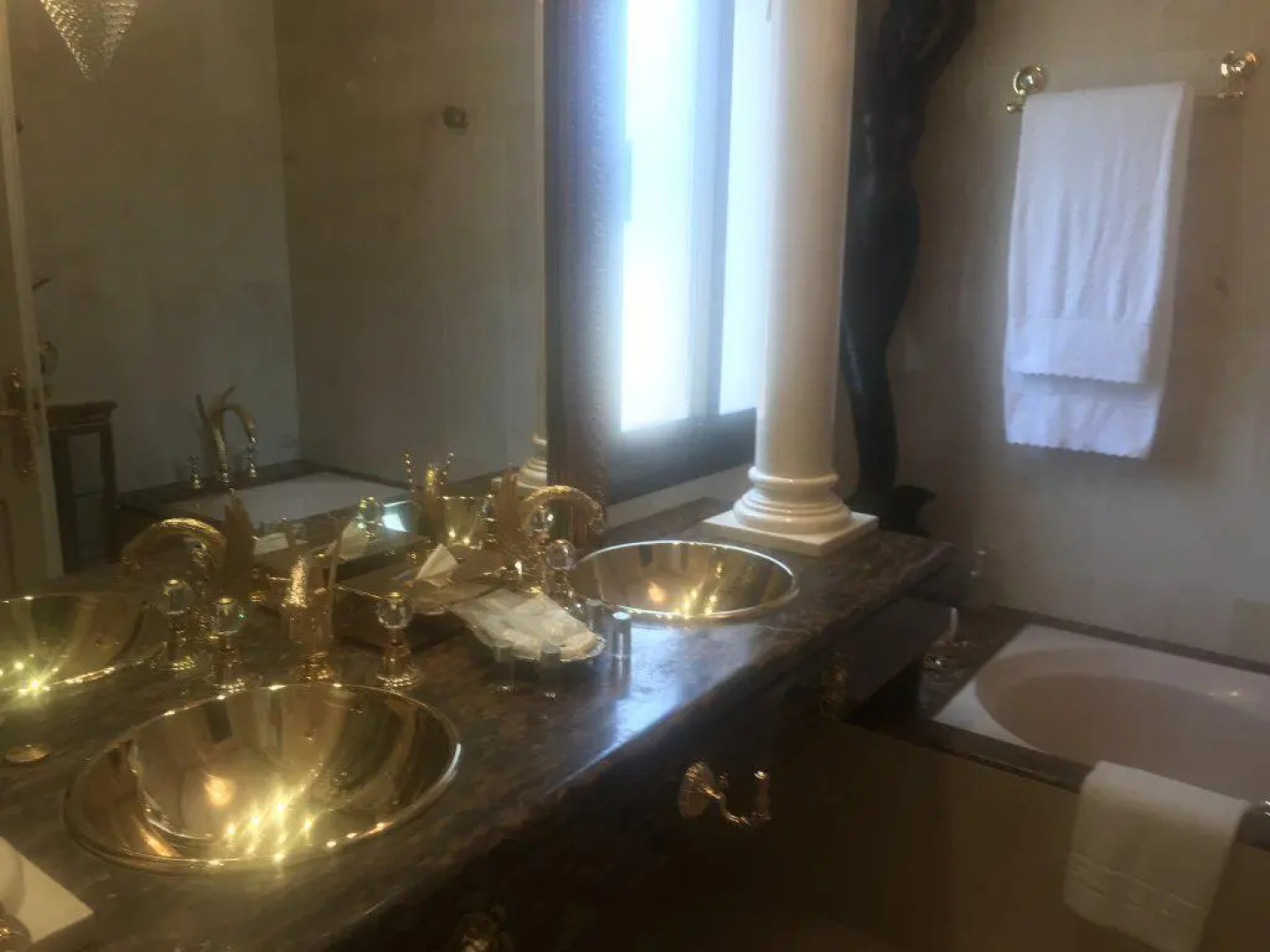 Вилла Royal Roman Empire