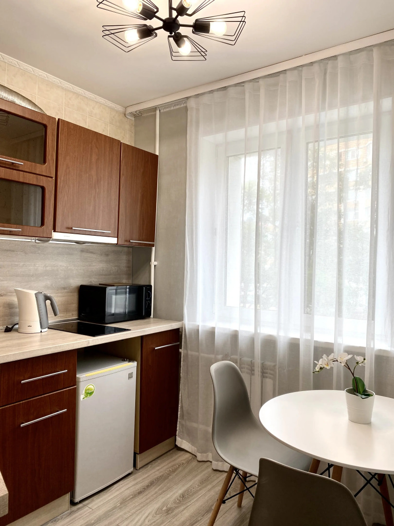 Апартаменты Океанский проспект 140