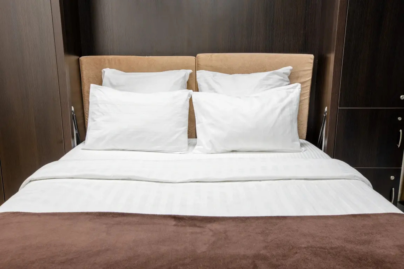 Rockmond 60 Junior Suite