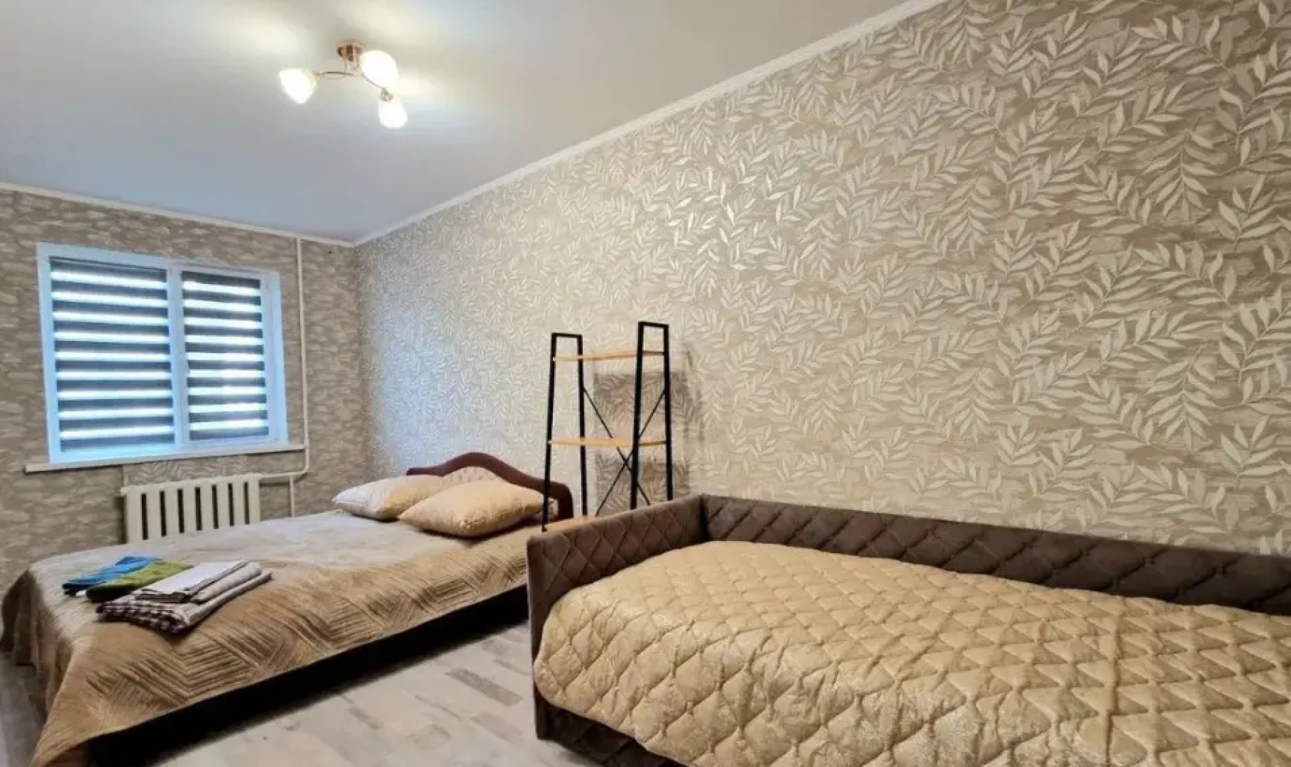 Апартаменты на проспекте Победы 25А