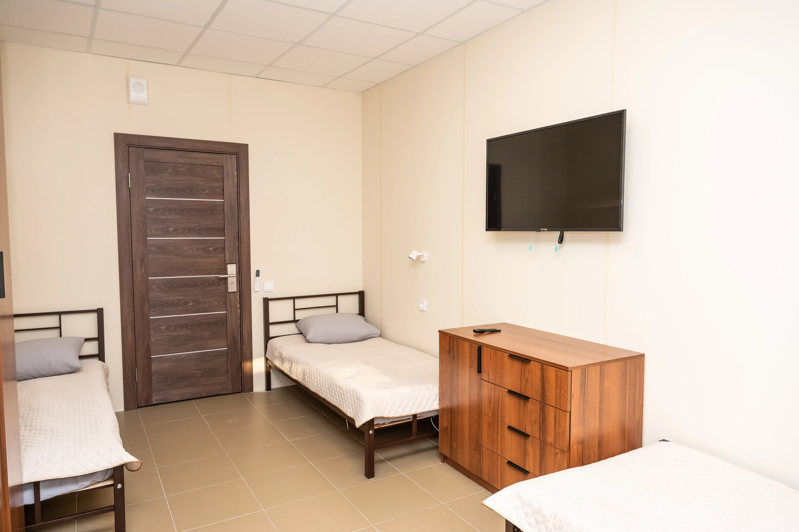 Отель Первомайский