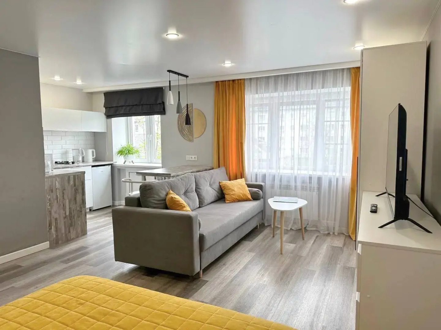 Квартира-студия в центре Мурманска