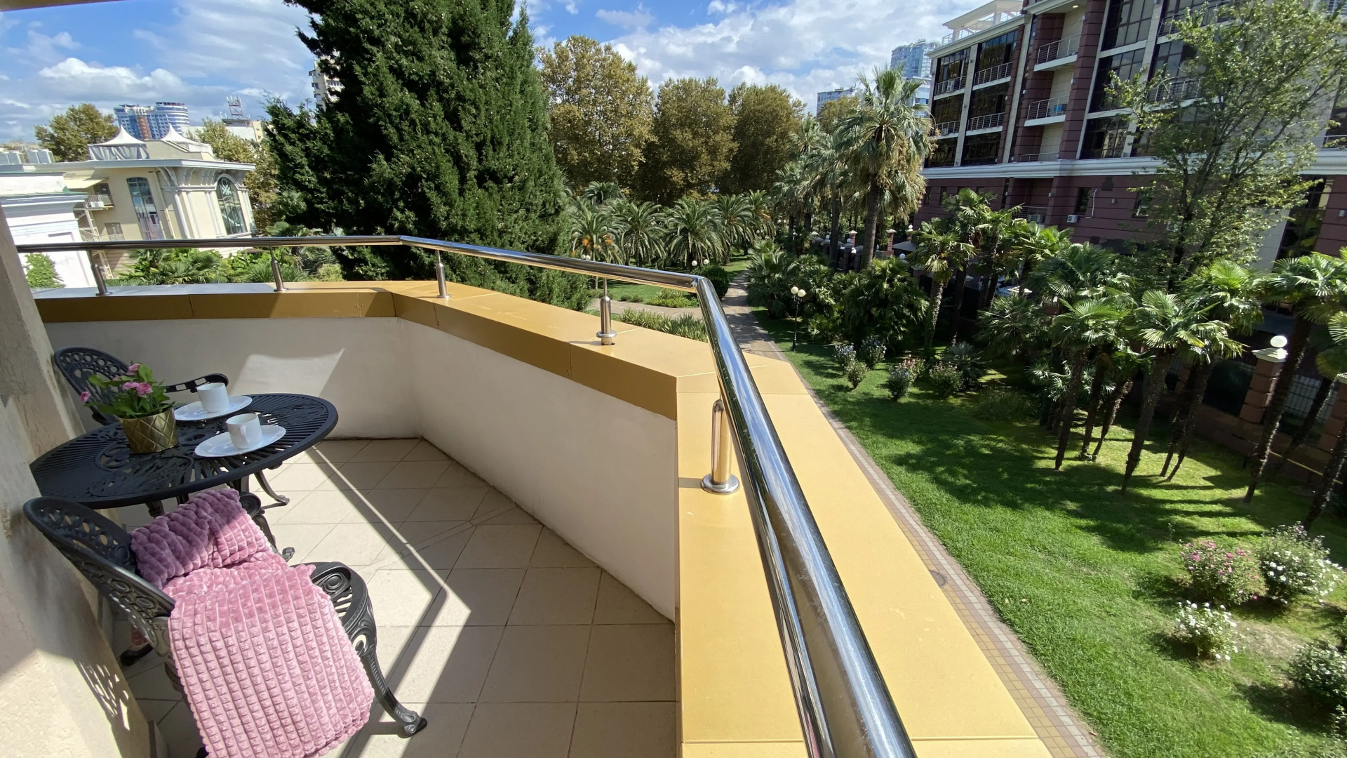 Апартаменты Версаль Альфа Апартаменты