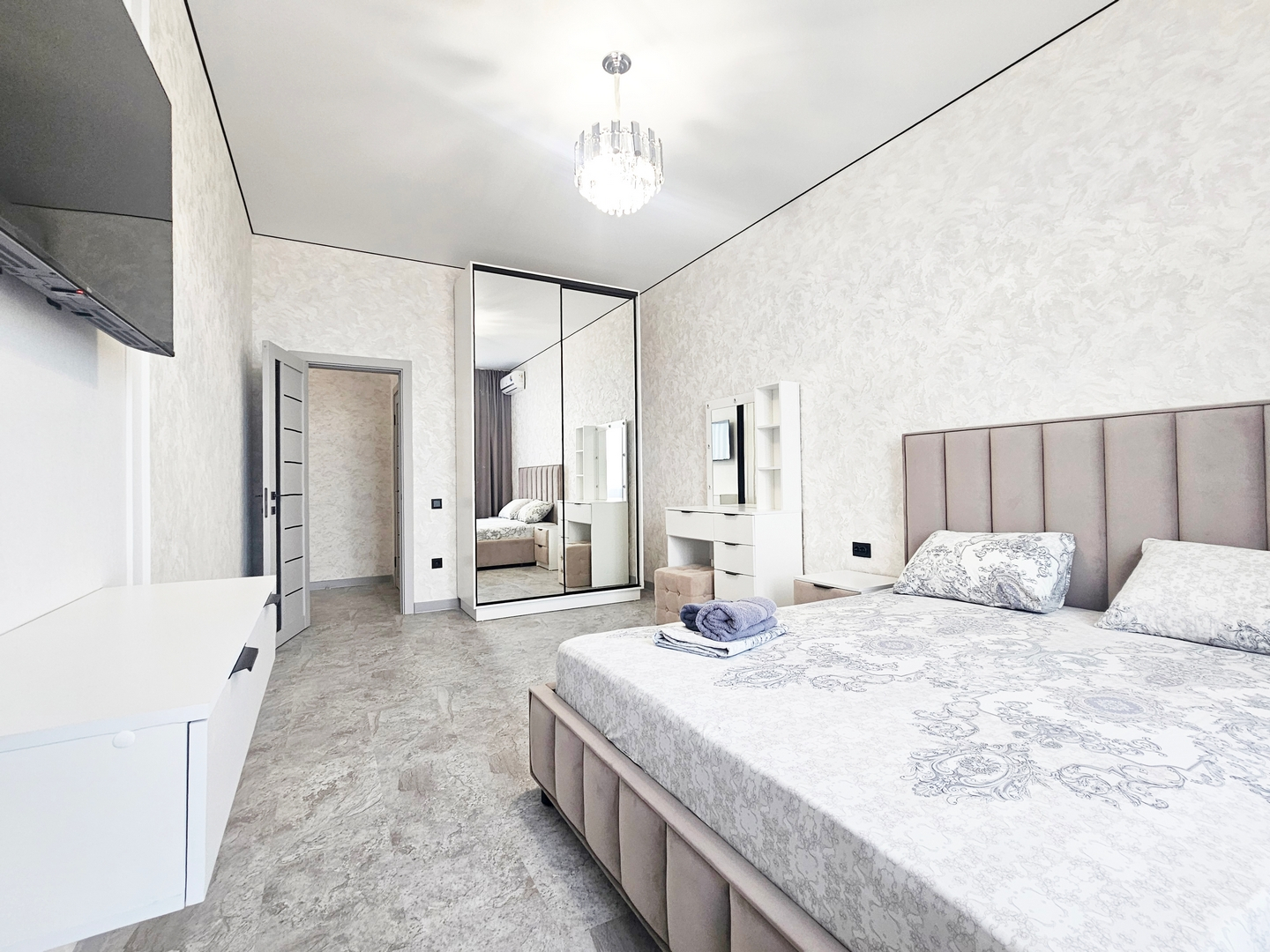 Квартира Сеть квартир Райдас на ул Козлова 35