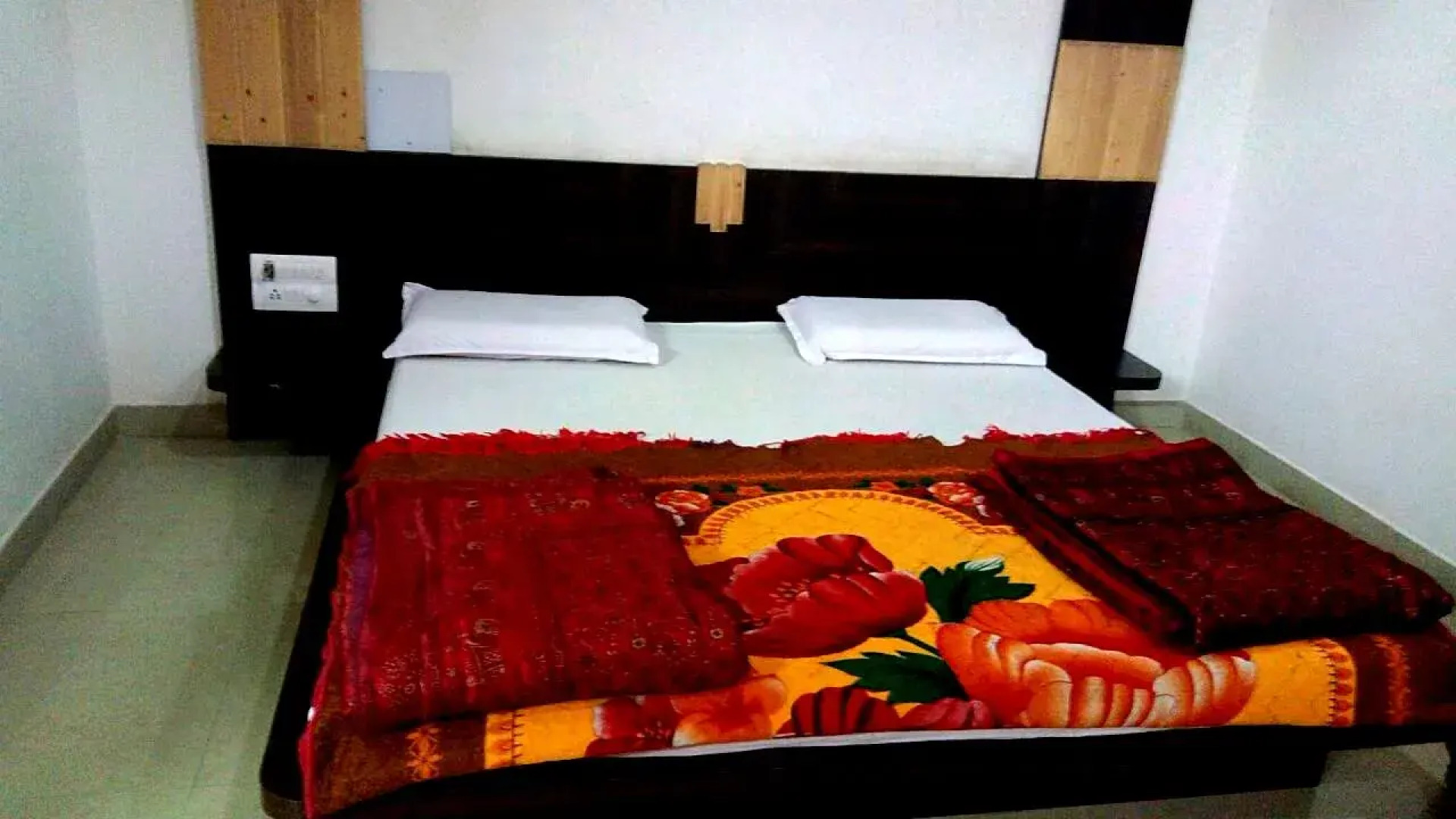 Отель Bhakti Palace by Sky Stays