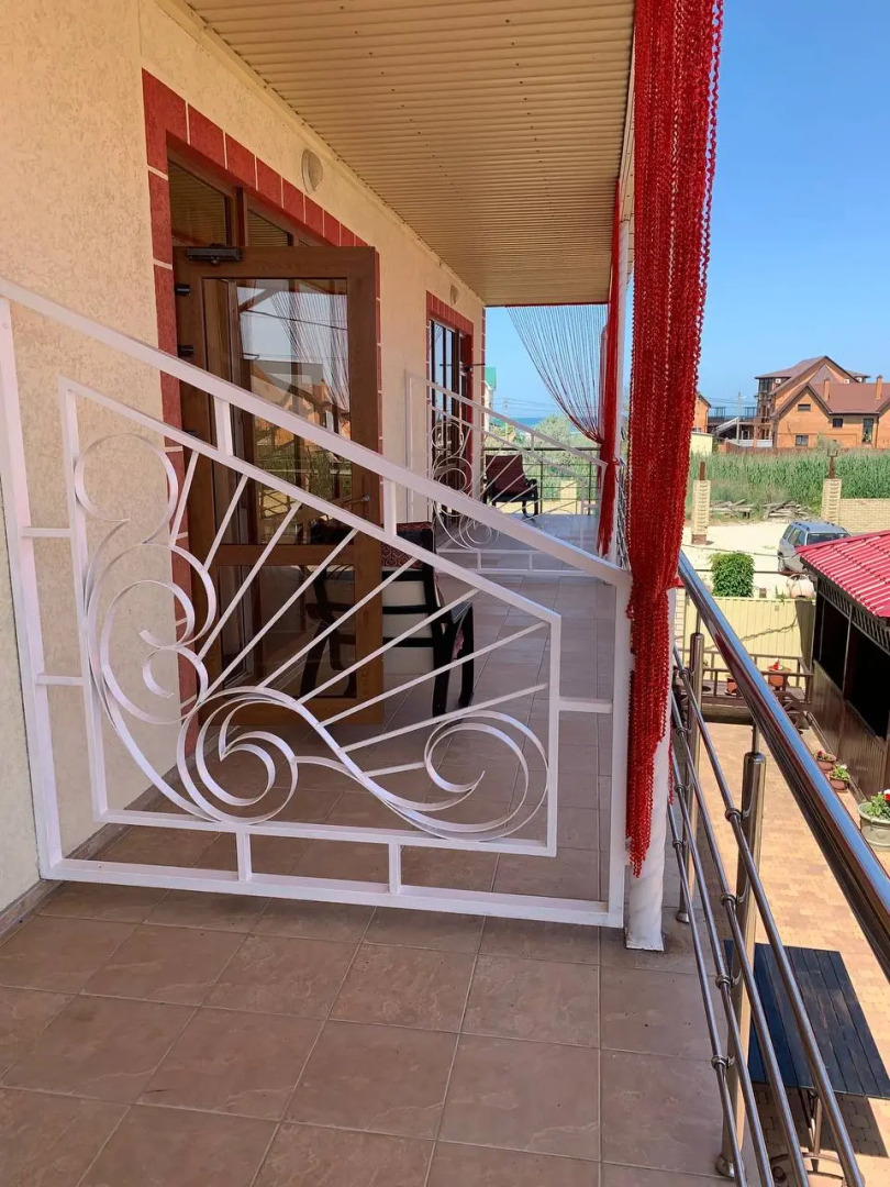 Гостевой дом Вилла Елена Пересыпь