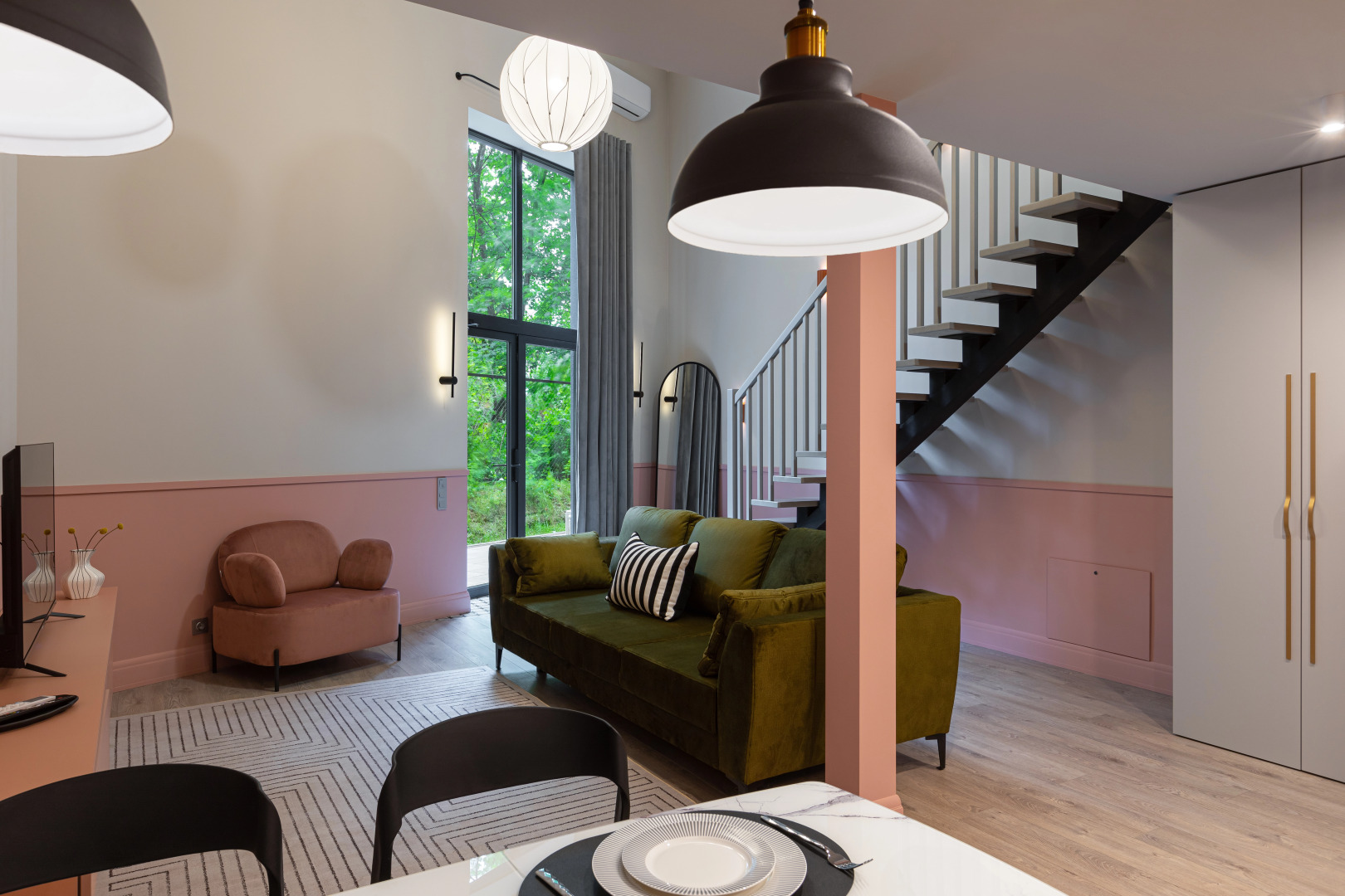 Апартаменты  3-х Комнатные Двухуровневые Pina Colada