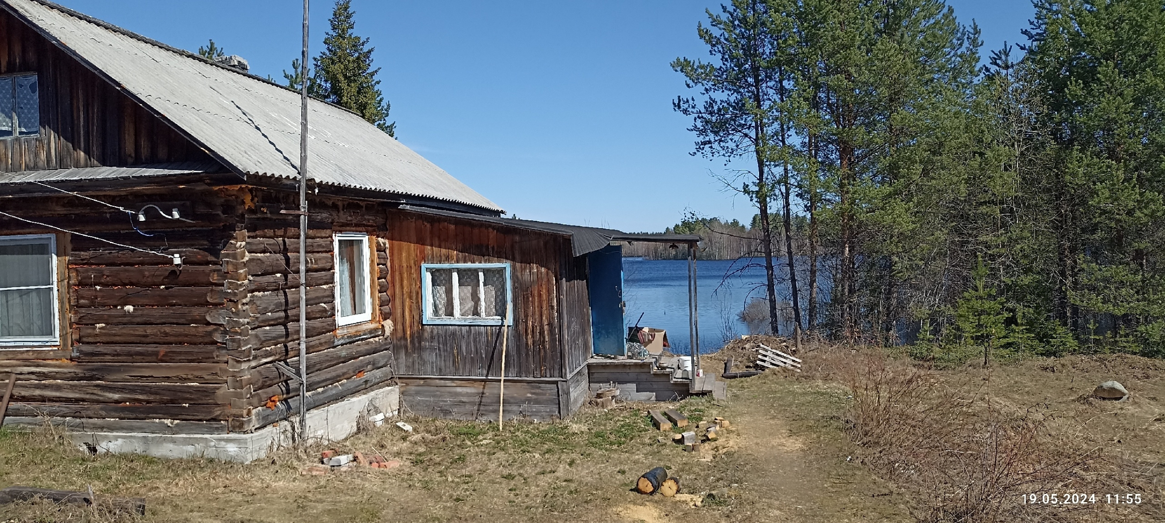 Частный дом у реки Сума