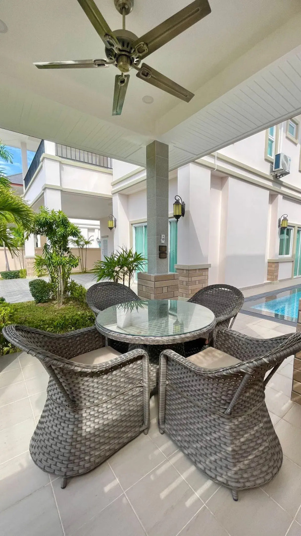 Вилла Дом с бассейном