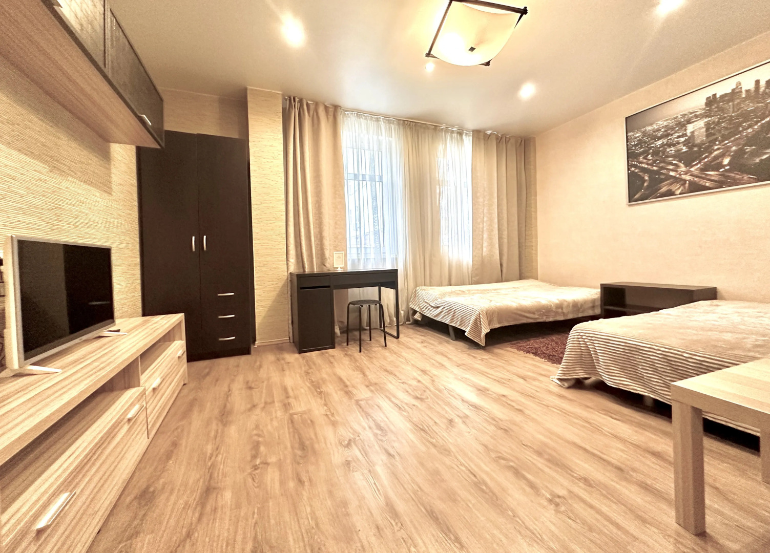 Апартаменты Двухкомнатные  Рядом с Тц Фантастика