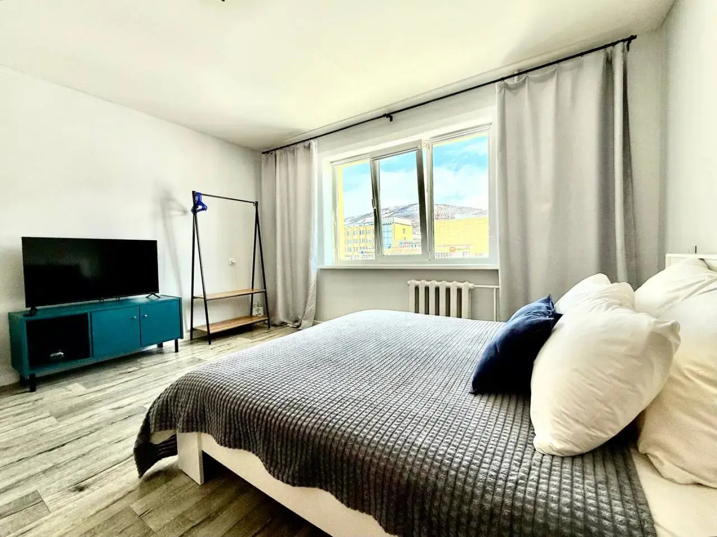 Квартира Двухкомнатная с видом на сопки